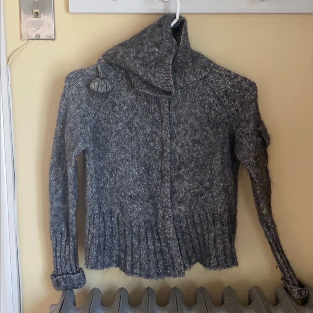 Super soft Banana Republic sweater